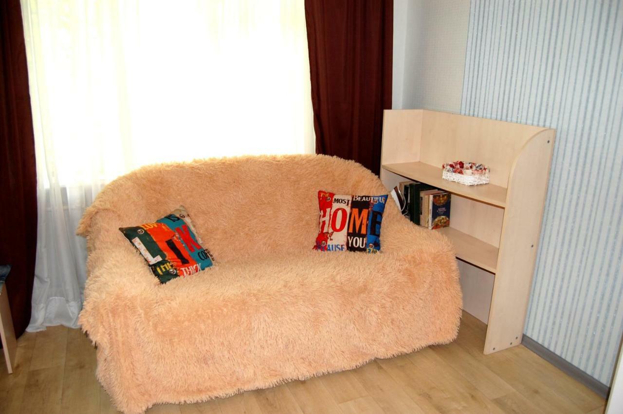 קייב Standard Apartment On Umanskaya מראה חיצוני תמונה